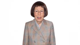 Linda Hunt